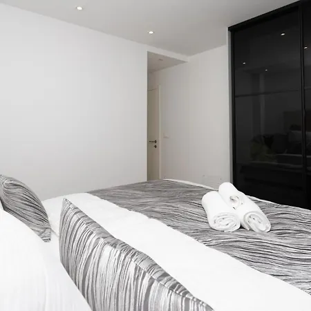 Appartement With Pool Ivano By Guide Split