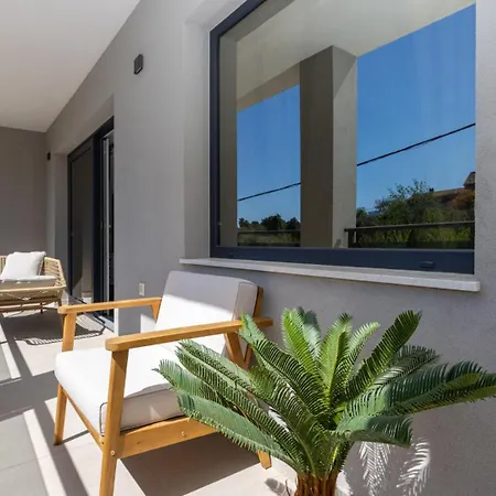 Appartement With Pool Ivano By Guide Split